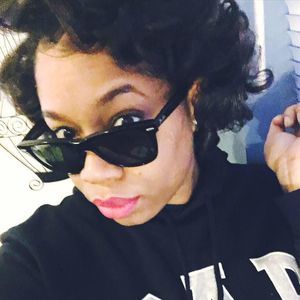 Meet your Posher, Deandra